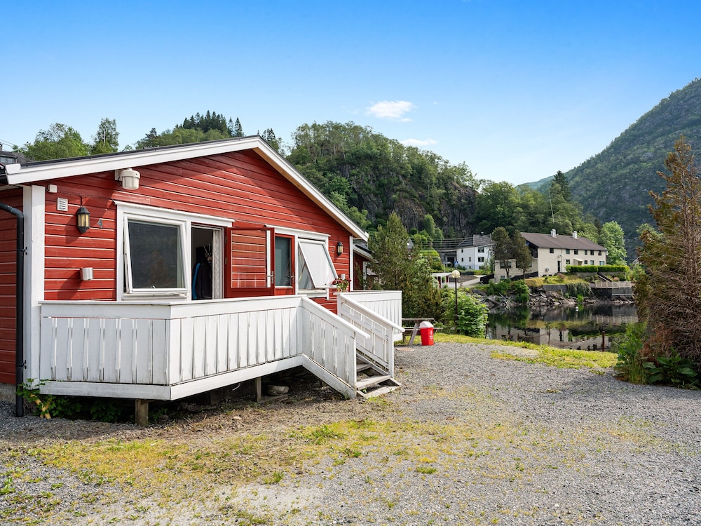 Basic Cabin