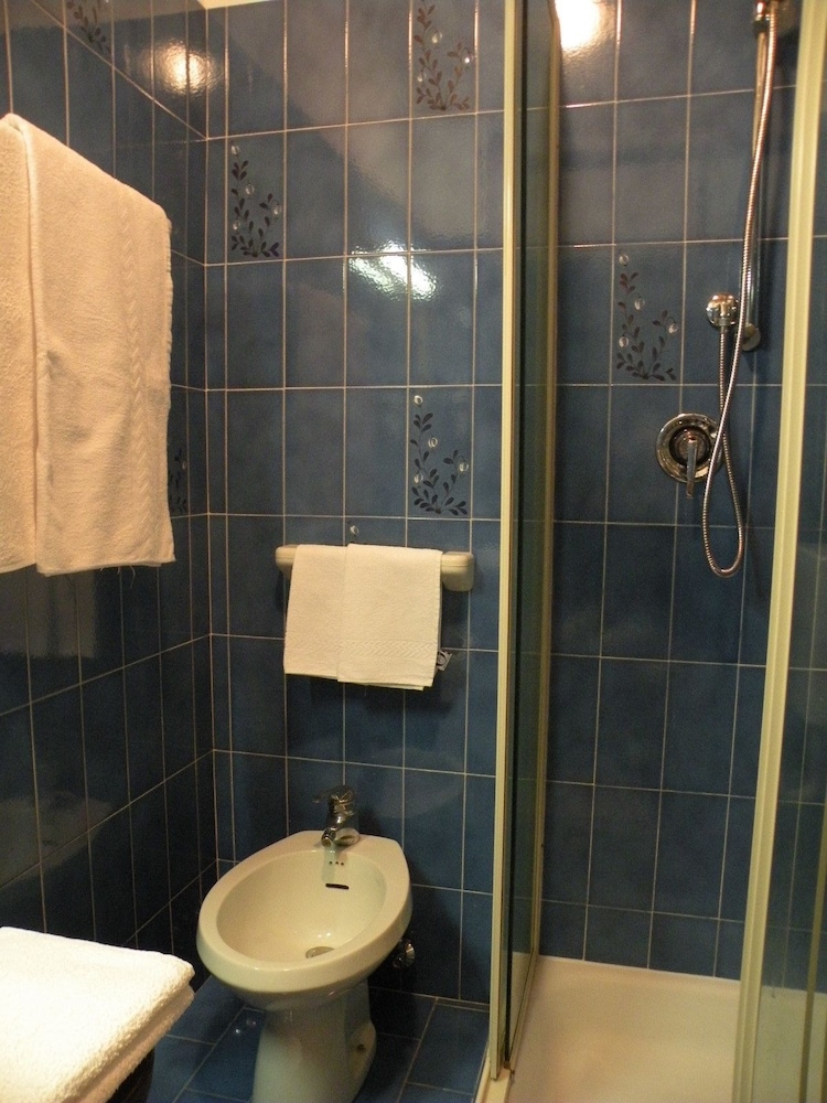 Triple Room - Photo 2
