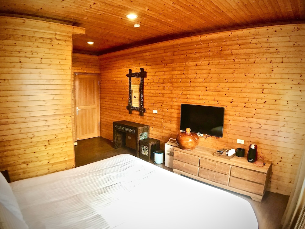 Basic Chalet (102/103) photo 1