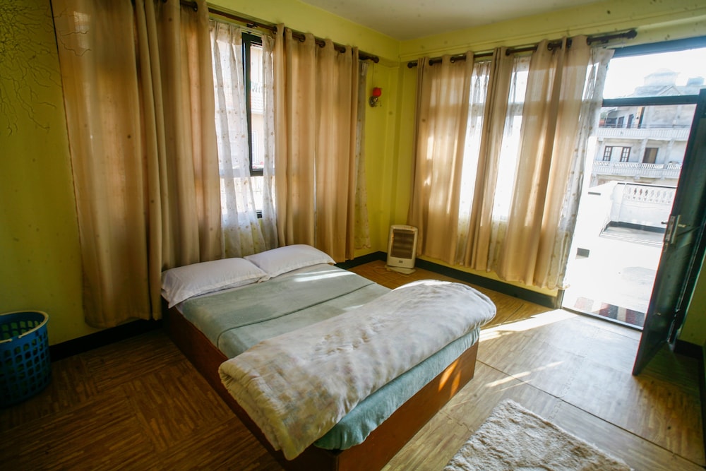 Basic Single Room, 1 Twin Bed, Non Smoking, Hill View photo 1