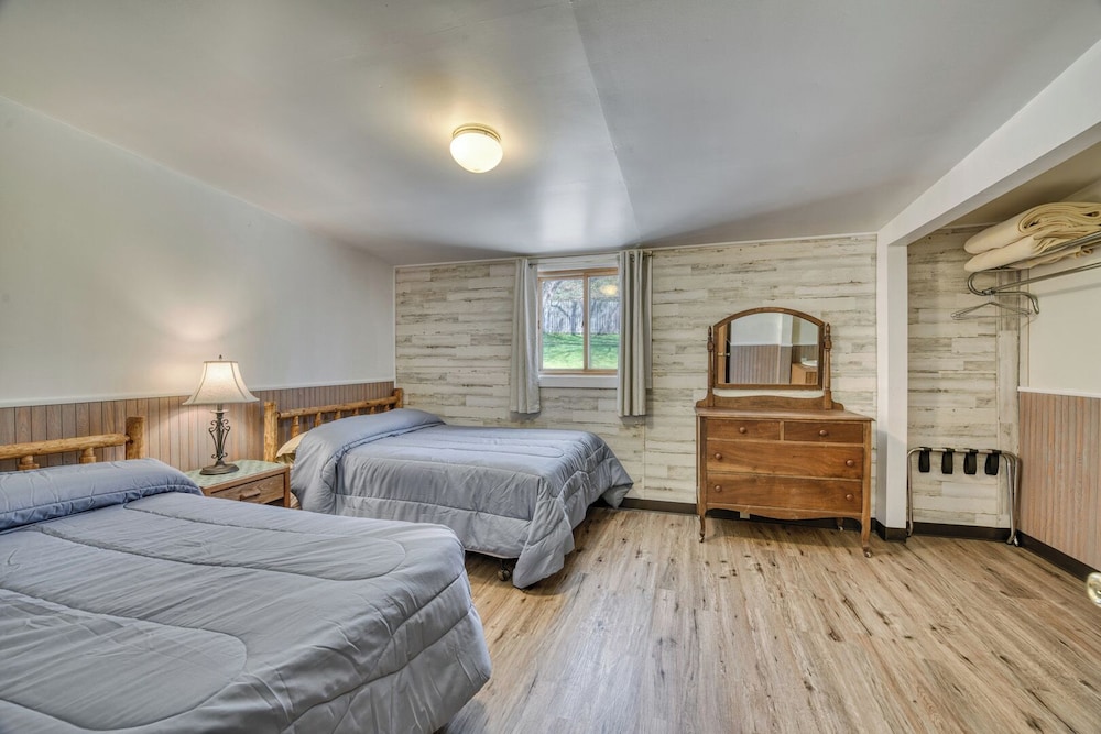 Cabin 6 photo 2