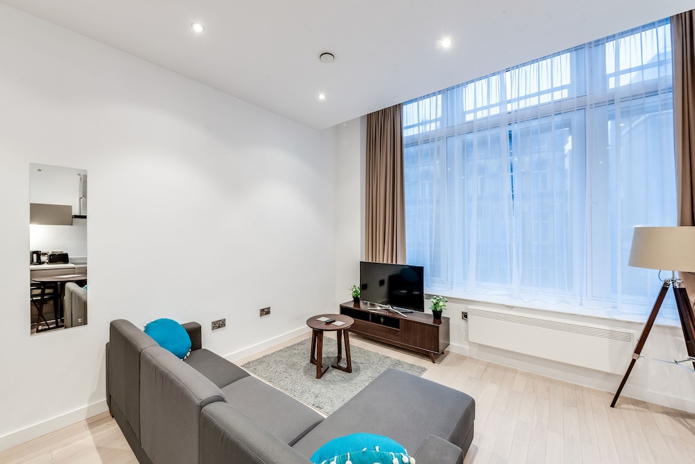 Executive Studio Suite photo 3