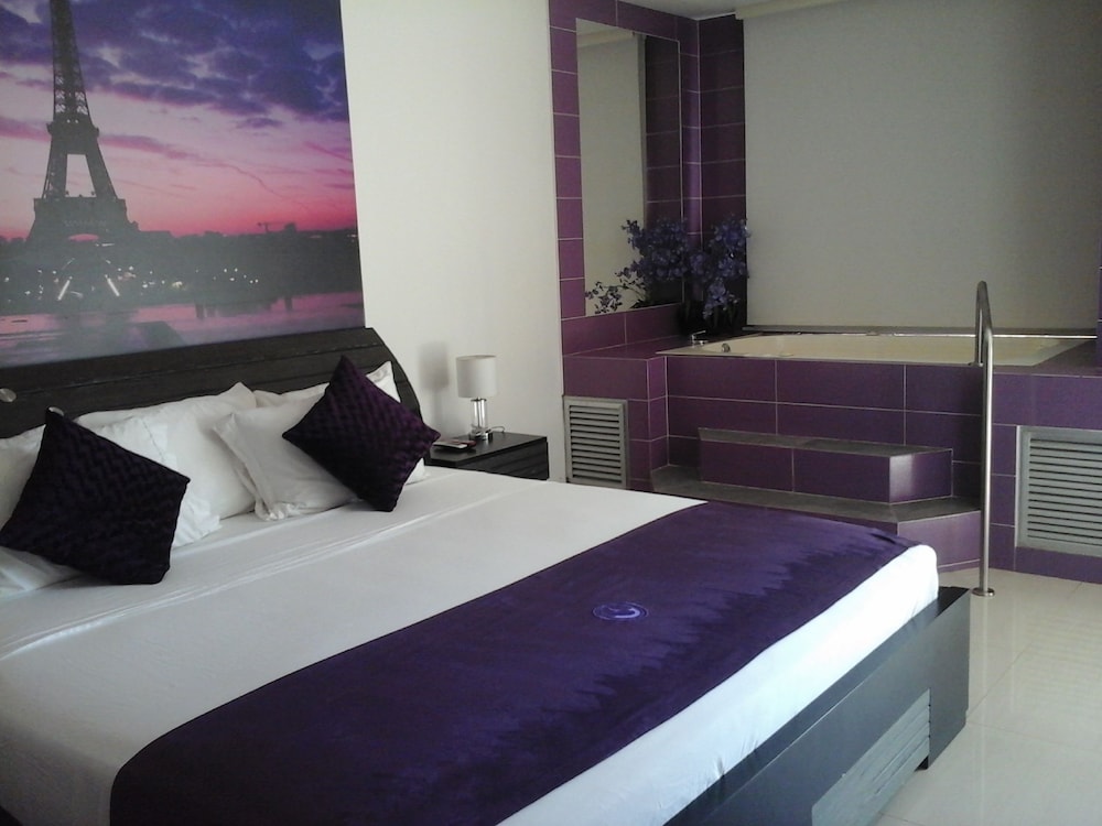 Presidential Suite, 1 King Bed, Non Smoking photo 1