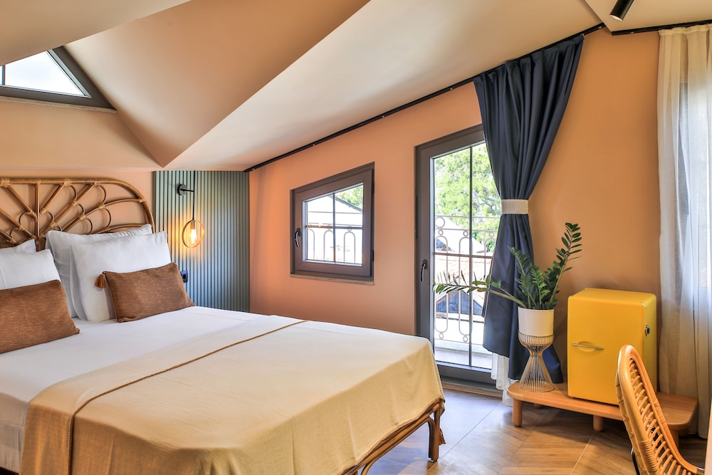 Economy Double Room - Photo 7