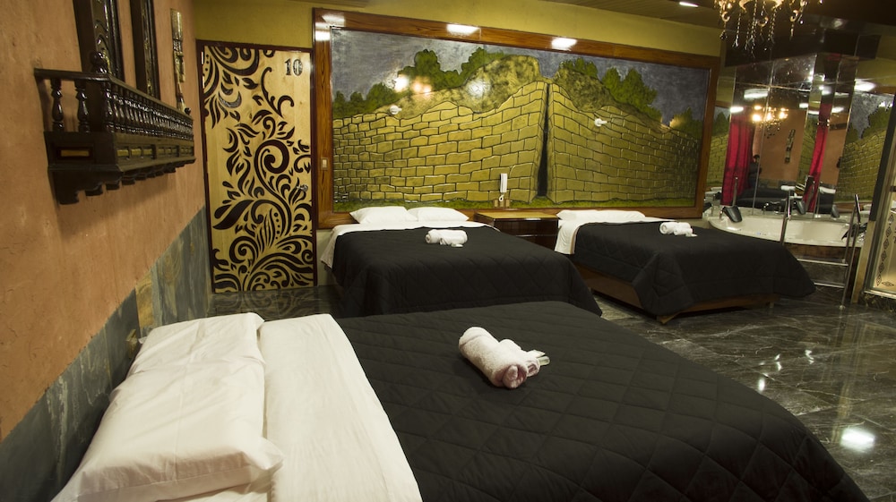 Triple Room, Multiple Beds photo 1