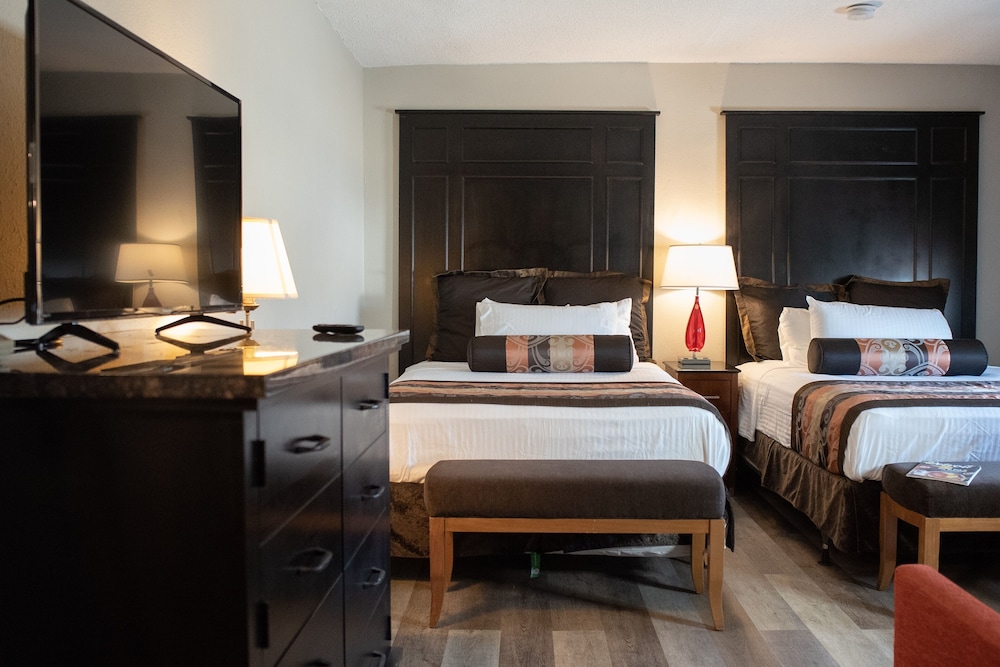 Room, 2 Queen Beds