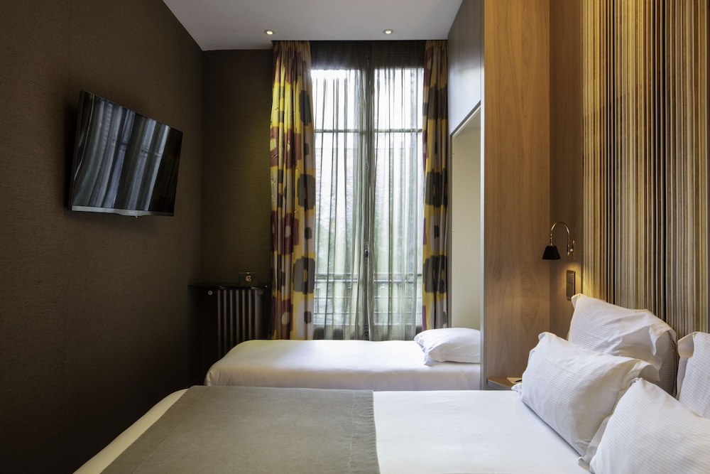 Hôtel Regent's Garden - Astotel bedroom photo