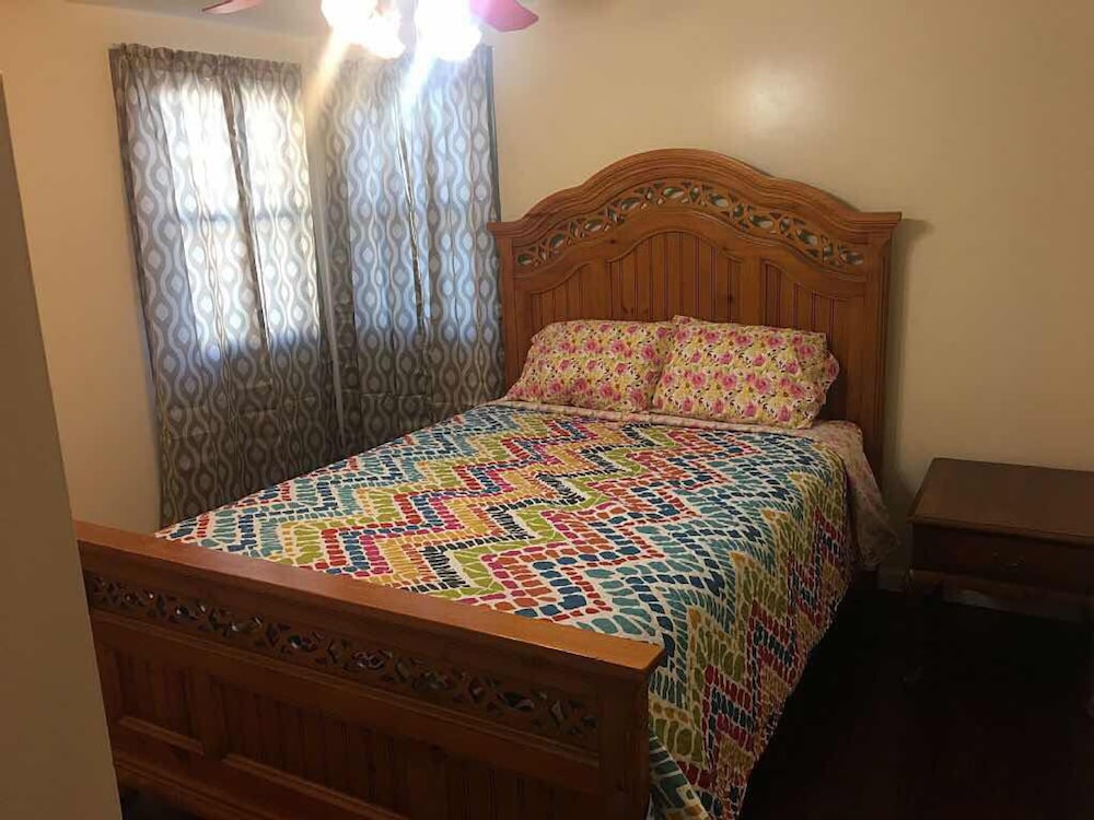 City House, 3 Bedrooms photo 1