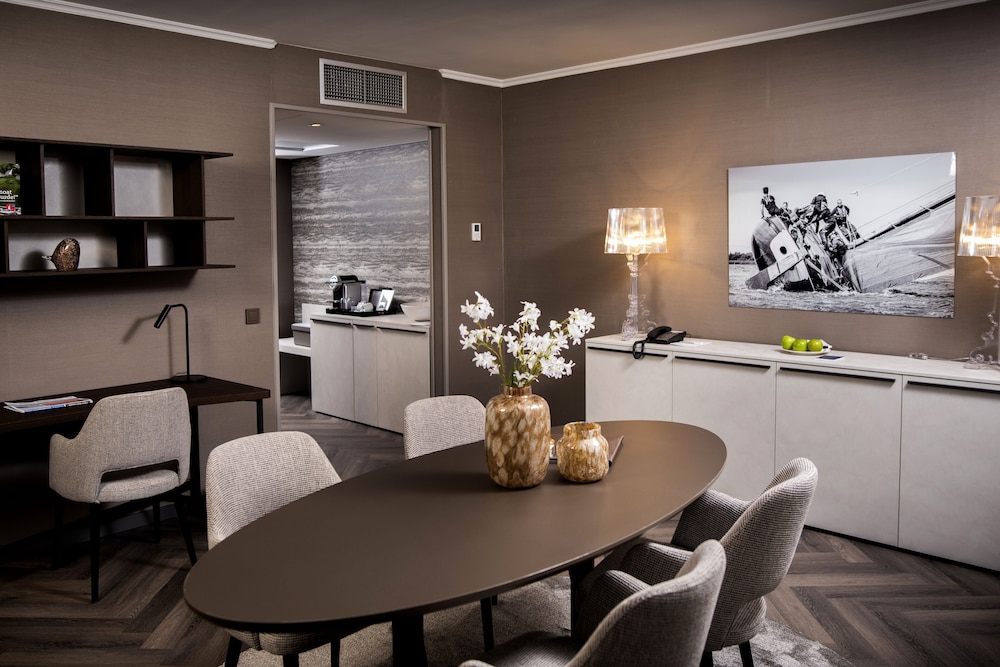 Royal Suite photo 3
