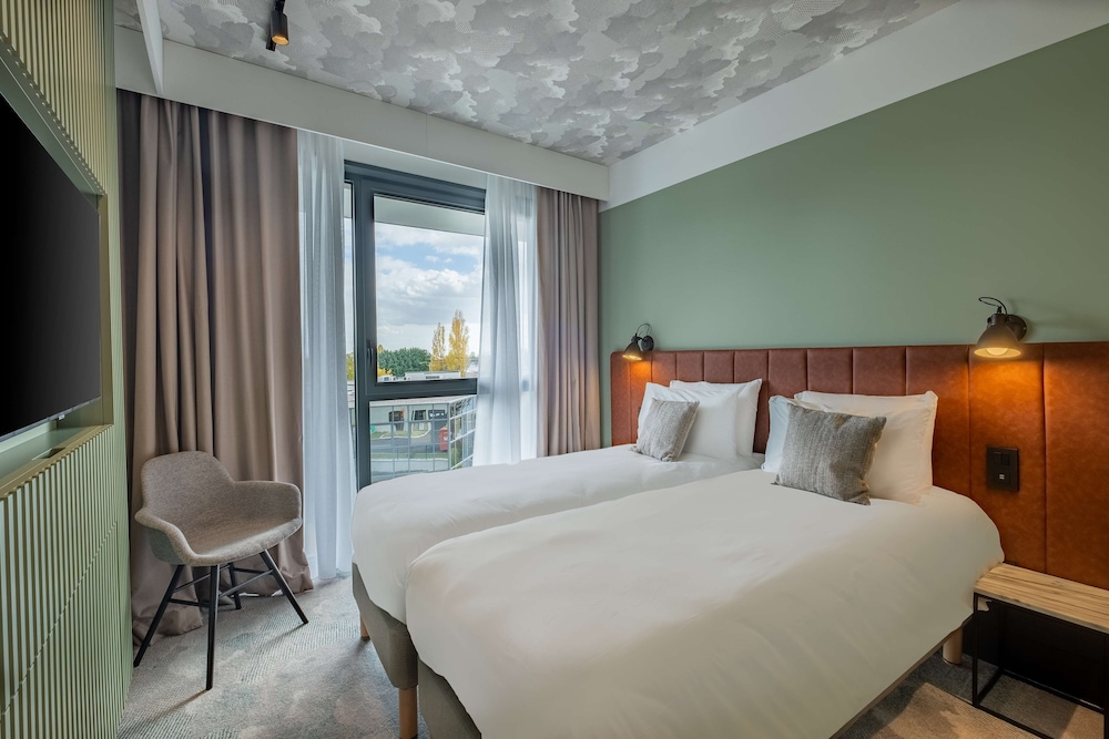 Standard Room, 2 Twin Beds - Photo 6