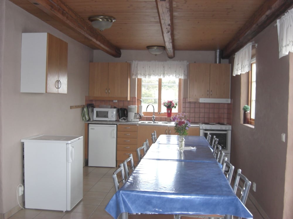 Apartment (8 guests) photo 3