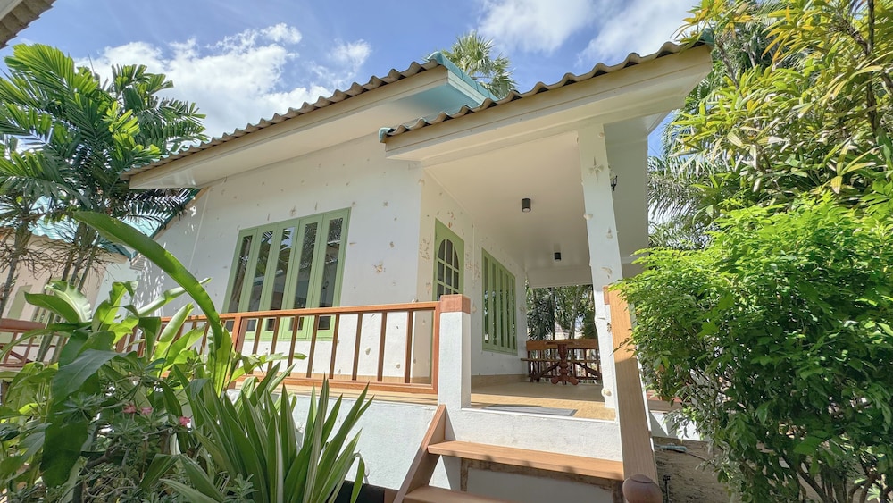 Standard Bungalow