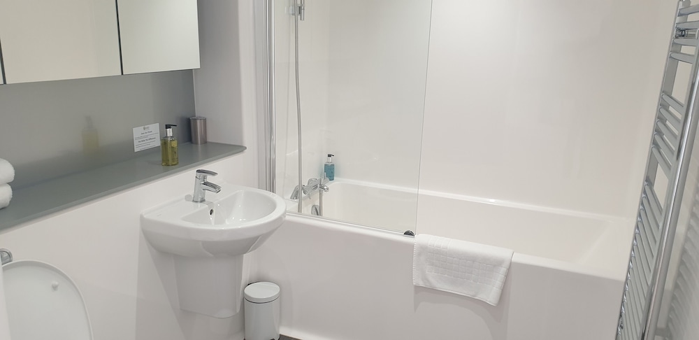 One Bedroom Apartment - Photo 13