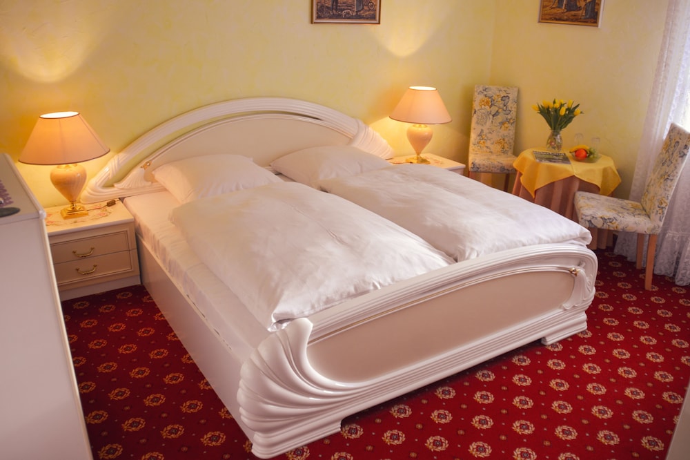 Double Room - Photo 1