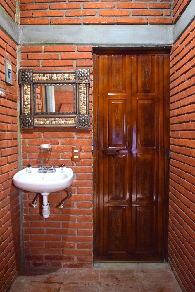 Bungalow, 2 Bedrooms - Photo 7