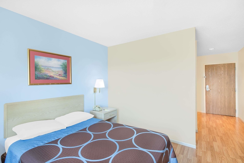 Room, 1 Double Bed, Accessible, Non Smoking (Bathtub) photo 1