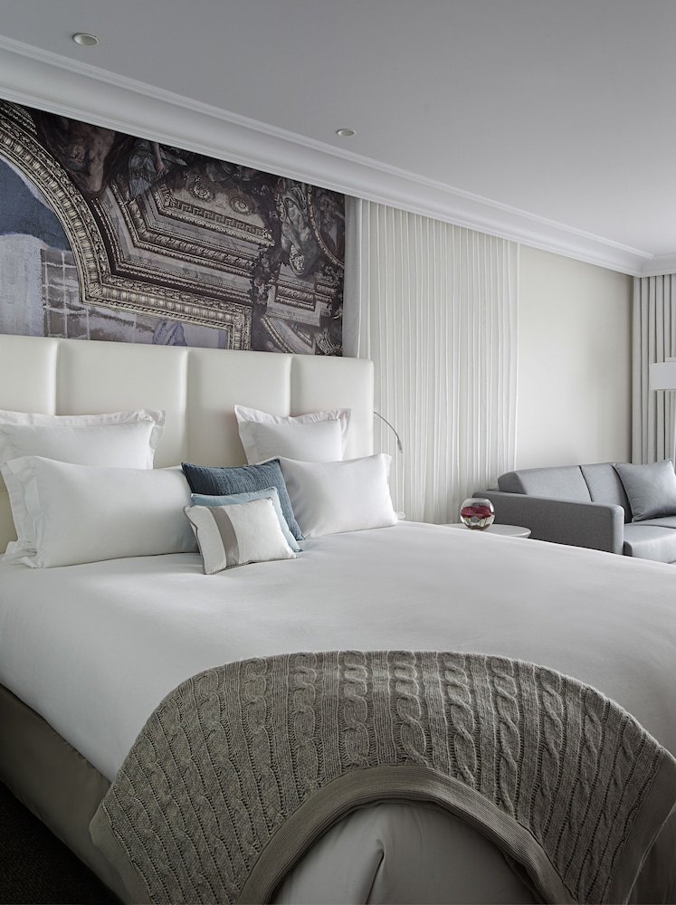 Deluxe Room (Family)