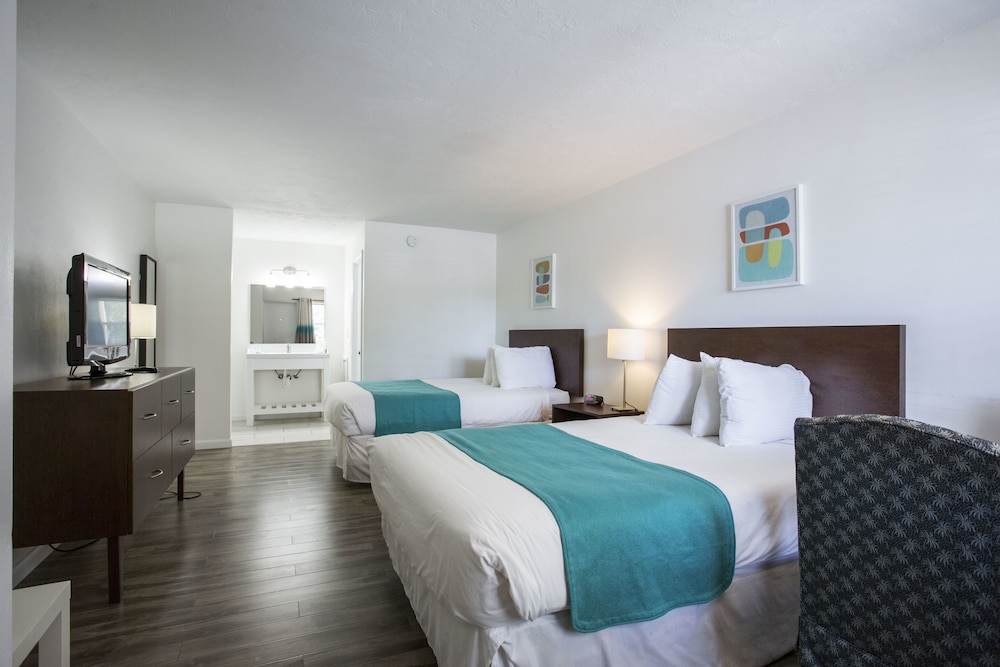 Nonsmoking Double Room