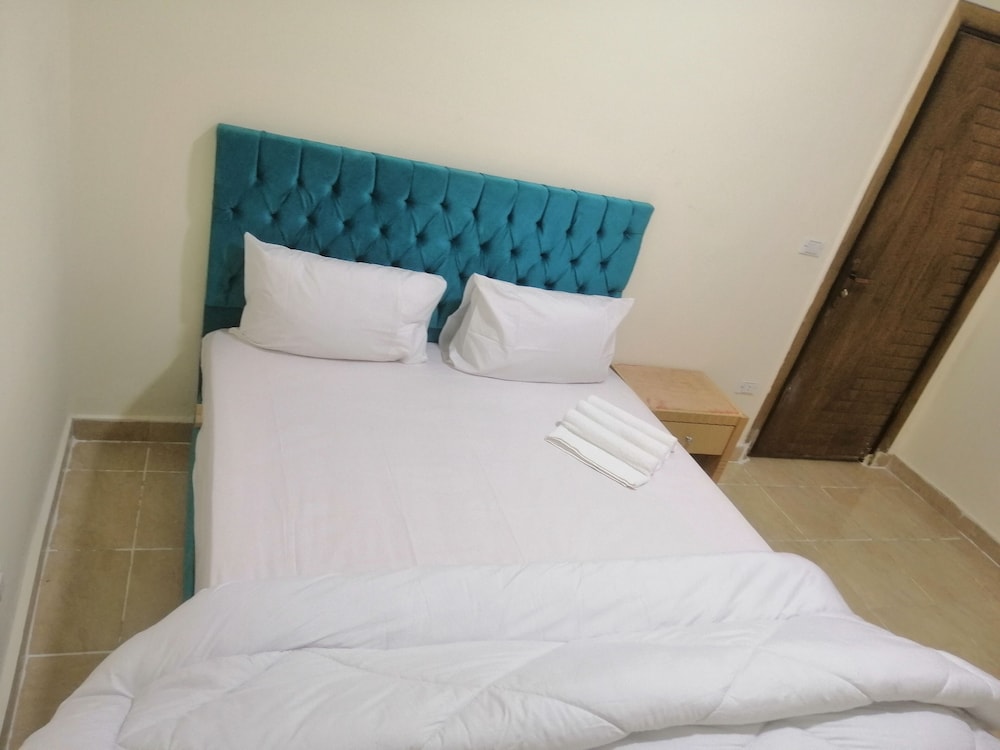Classic Single Room