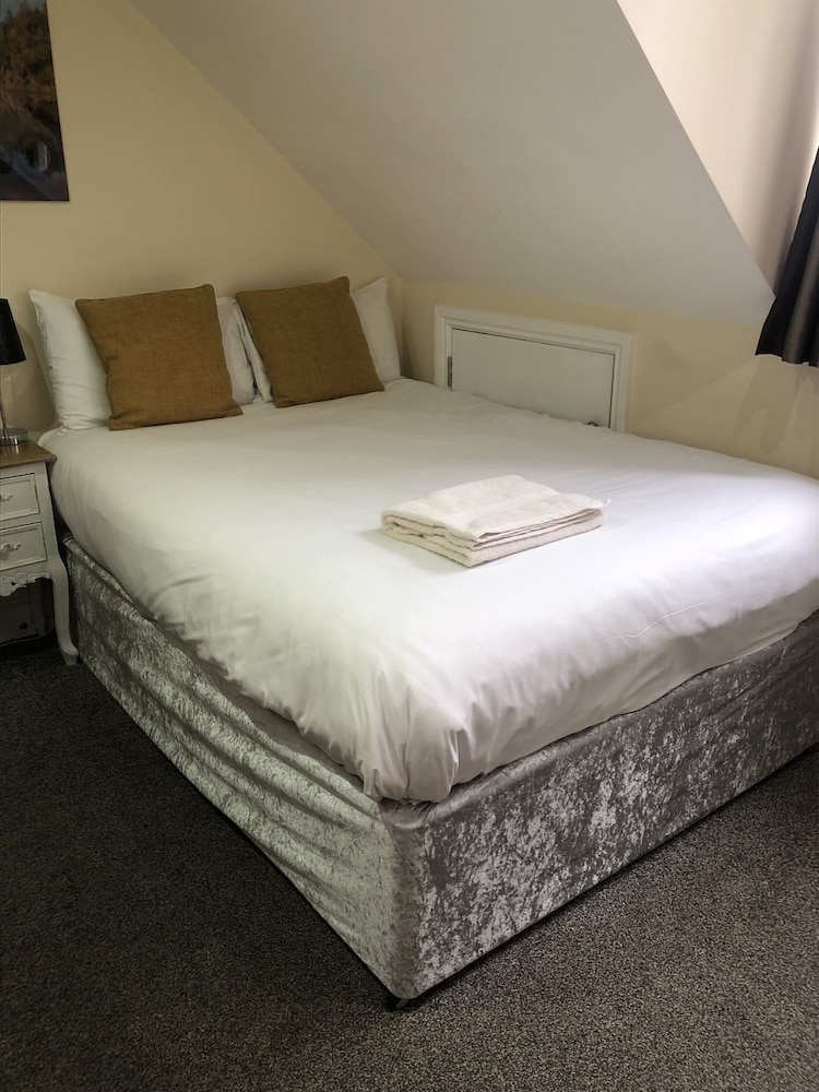 Single Room, Ensuite photo 2