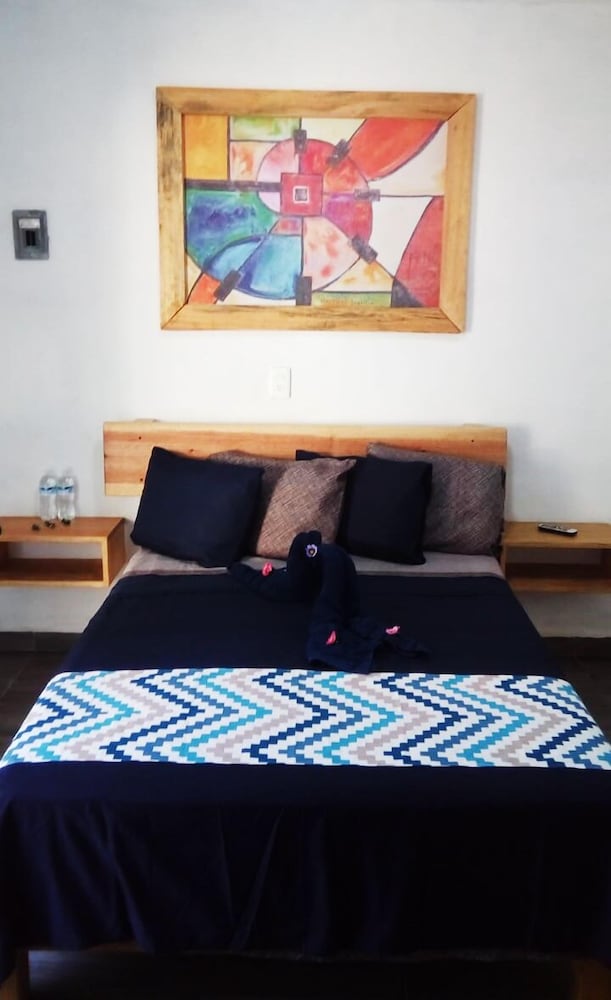 Basic Double Room, 1 Double Bed photo 2