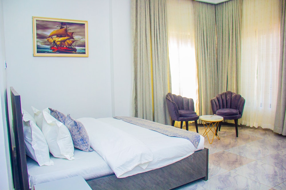Executive Studio Suite photo 2