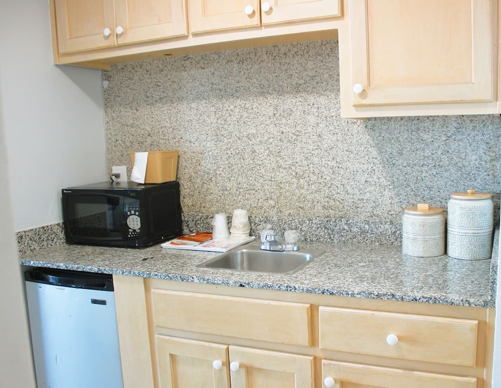 Deluxe Suite, 1 Bedroom, Ocean View, Oceanfront - Photo 8