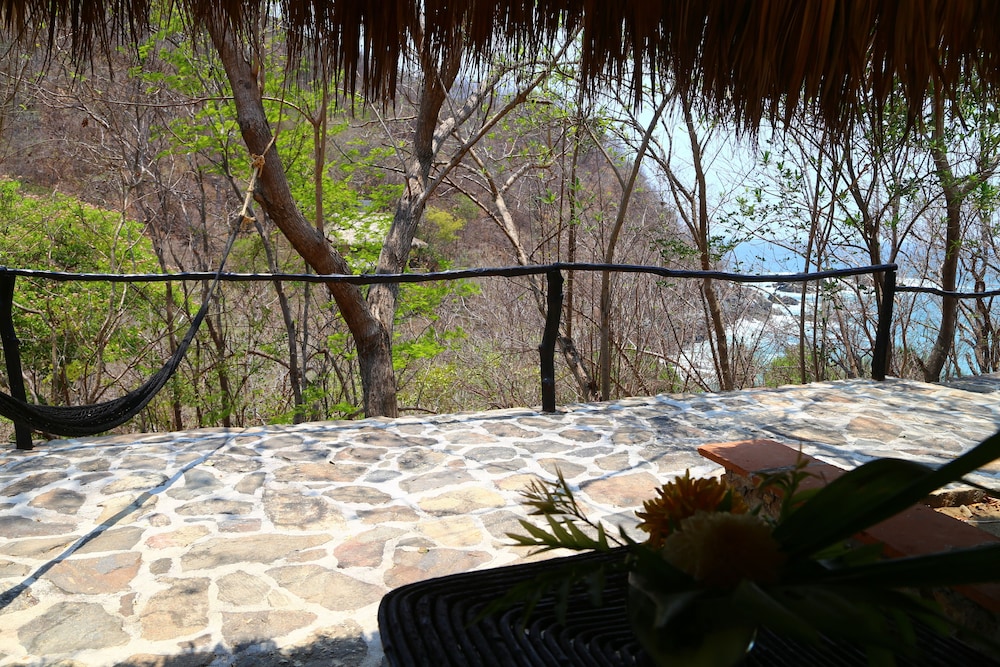 Room, Ocean View, Mountainside (Venus) photo 3