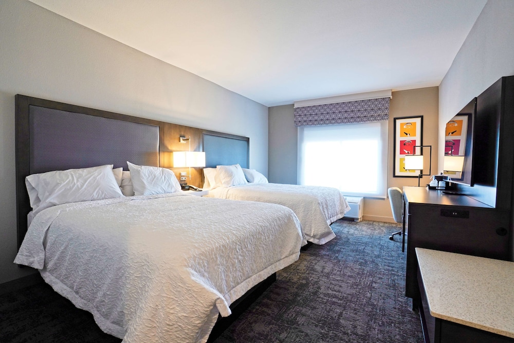 Room, 2 Queen Beds, Refrigerator & Microwave