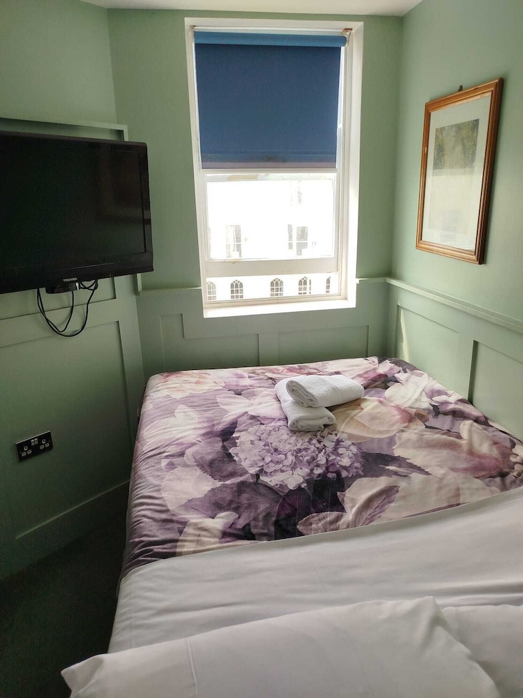 Economy Double Room, 1 Double Bed photo 2