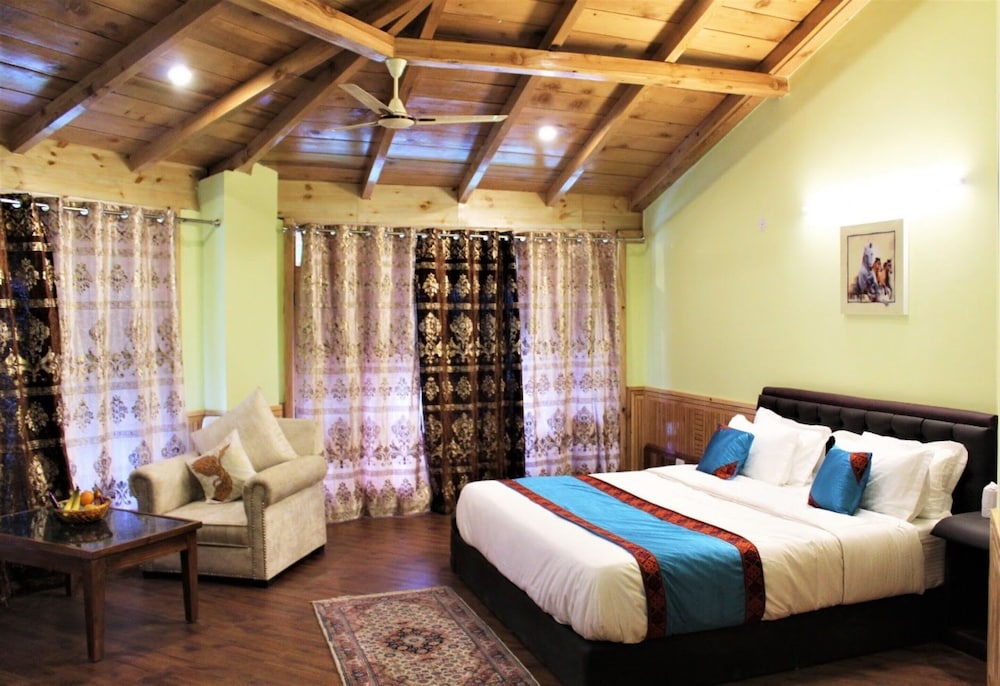Executive Room