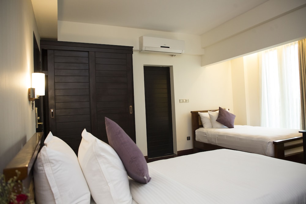Premium Suite, 1 Bedroom, City View photo 2