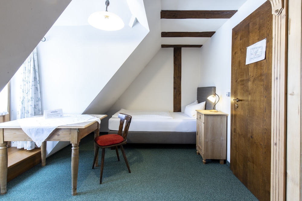 Standard Single Room photo 3