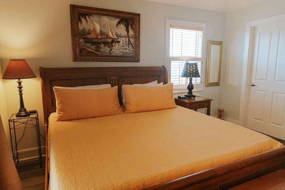 Standard Double Room, Ensuite (Coquina Shell) photo 2