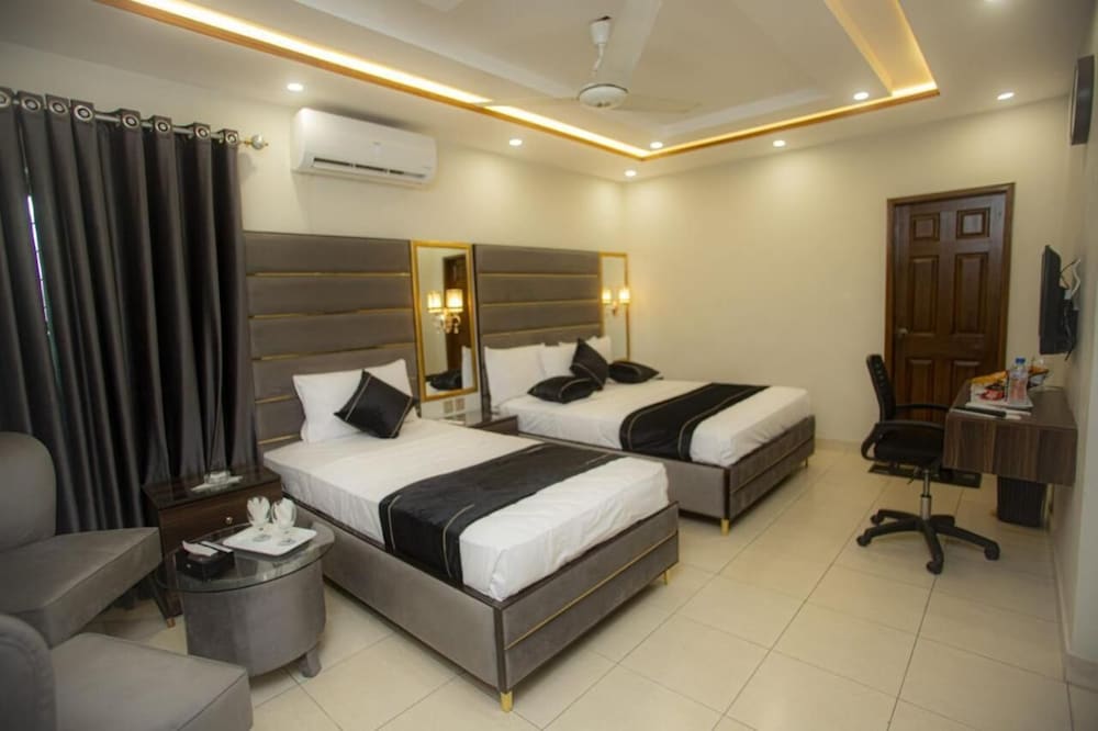 Deluxe Twin Room, Garden View