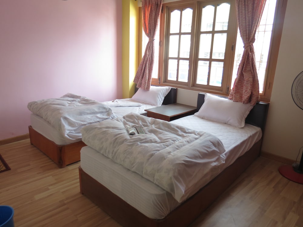 Twin Room, 2 Twin Beds