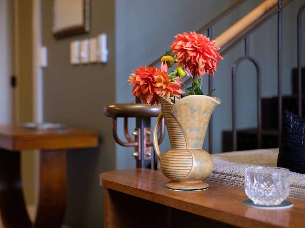 Luxury Apartment (The Henry Matthews) photo 3