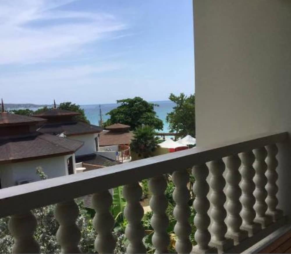Superior Room, 2 Double Beds, Non Smoking, Ocean View - Photo 3