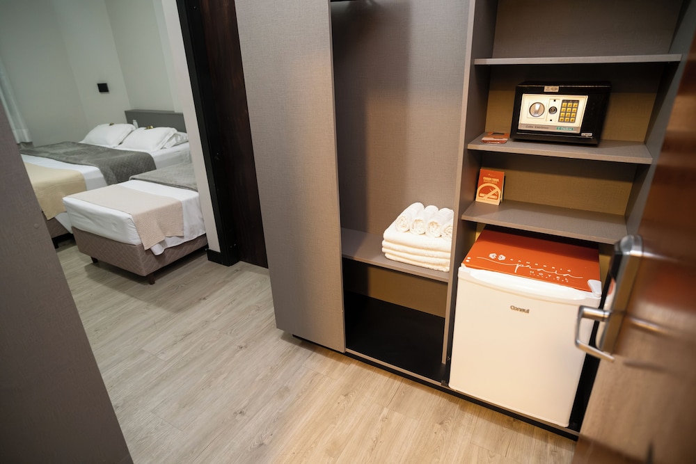 Standard Double or Twin Room photo 2