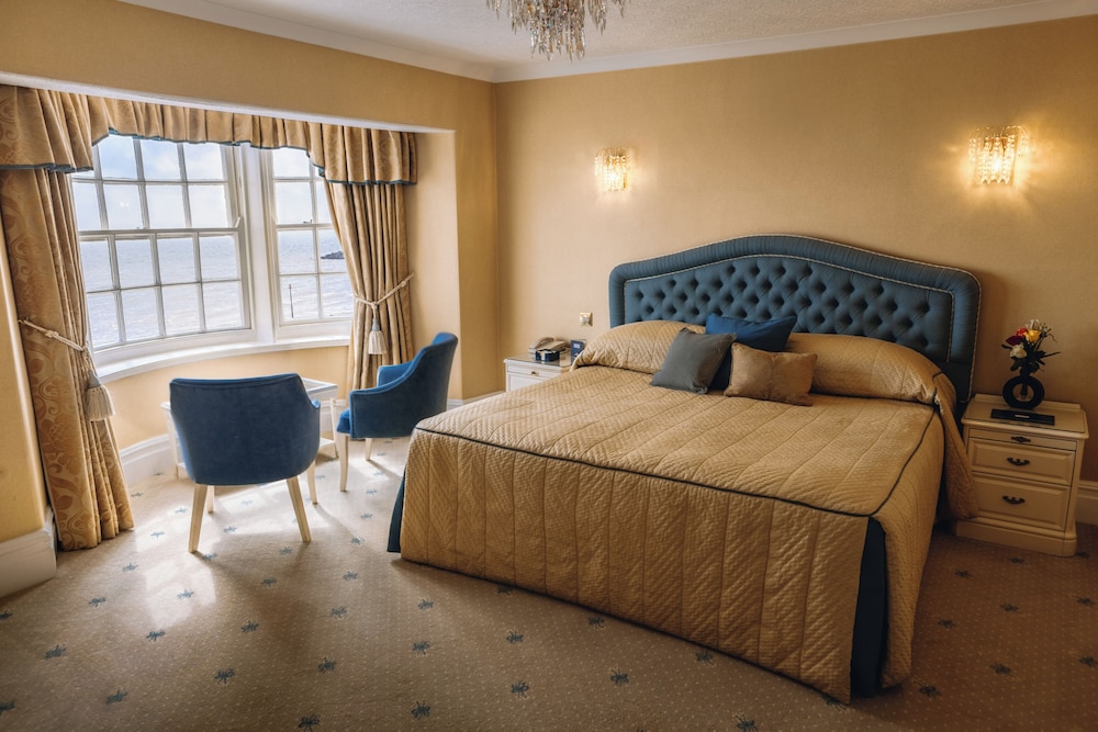 Basic Double Room photo 2