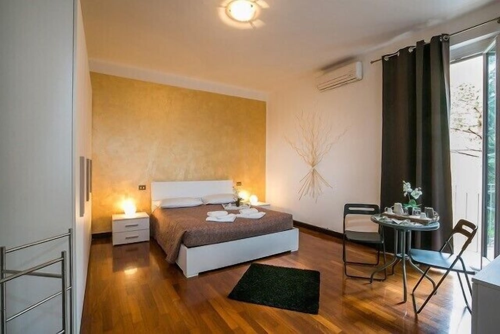 Double Room, Balcony