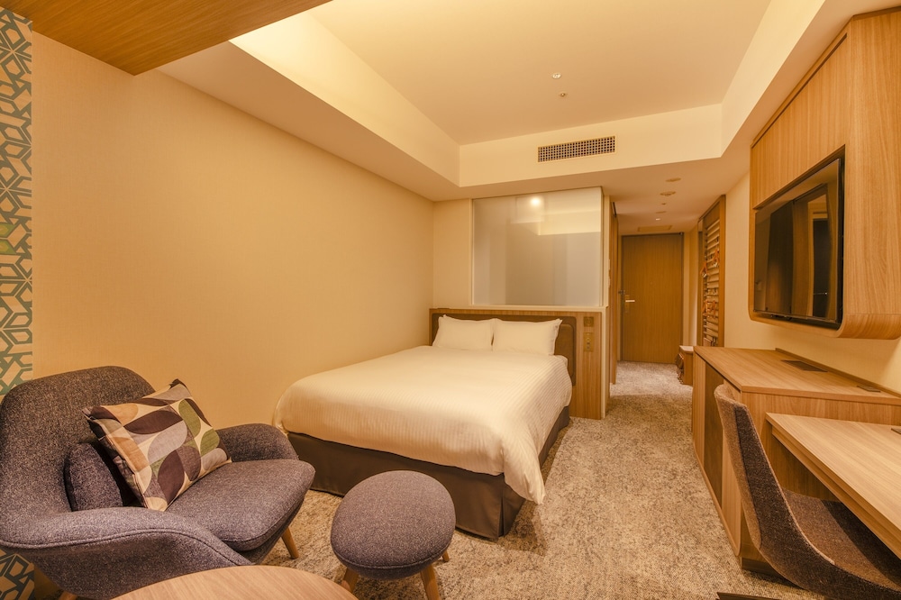 Club Double Room [Club Lounge access included], Non Smoking - Photo 3