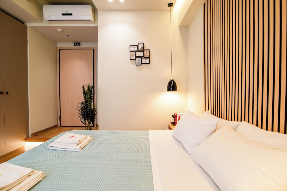 Superior Quadruple Room photo 2