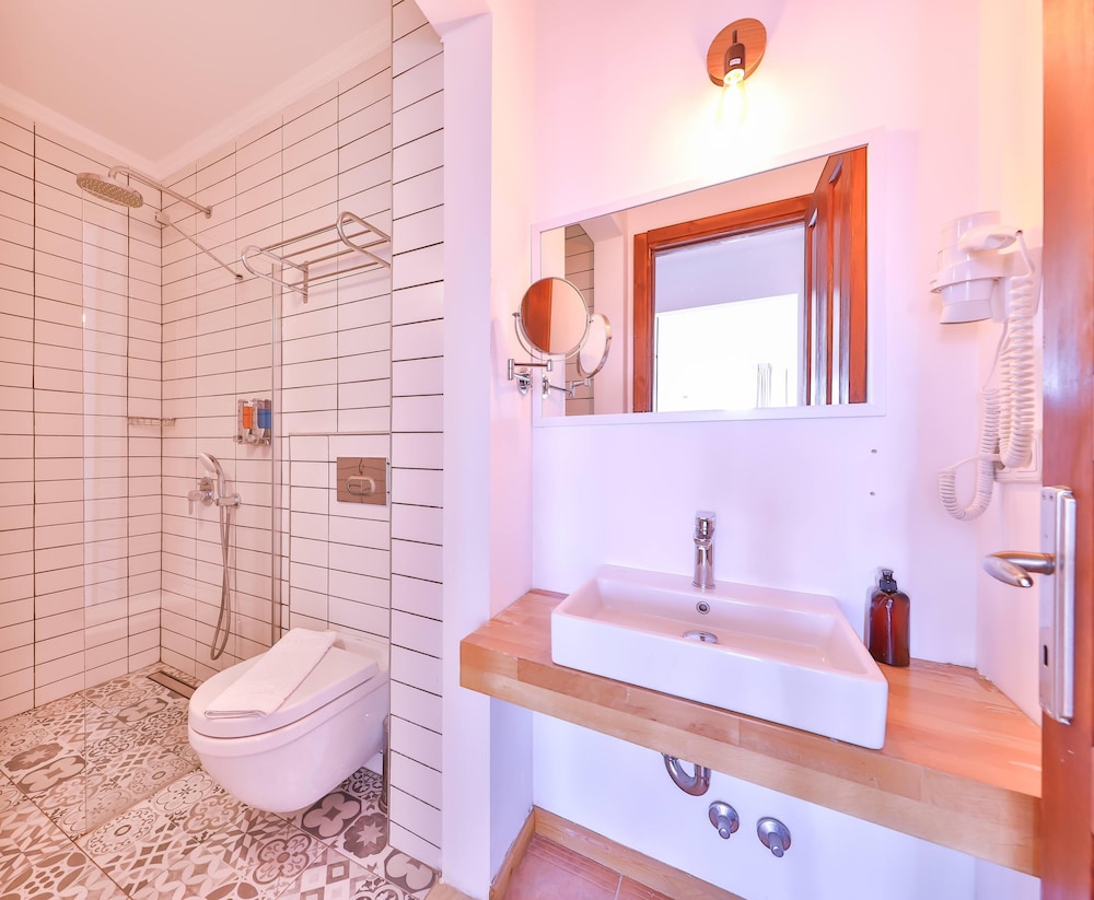 Triple Room - Photo 6