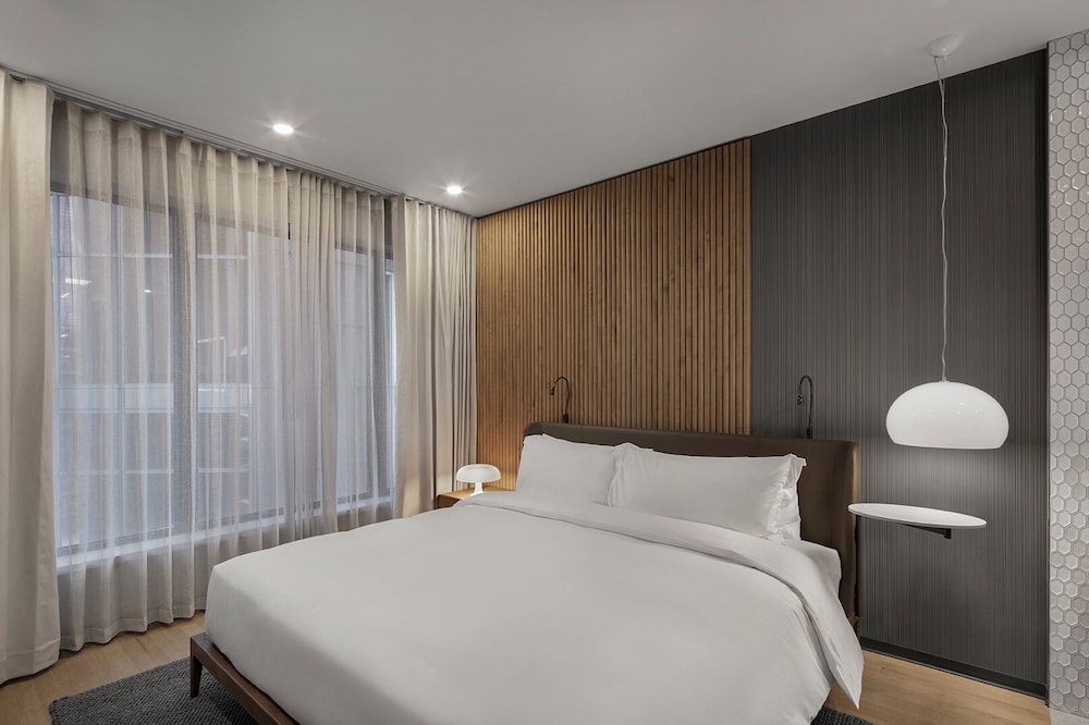 Signature Studio Suite