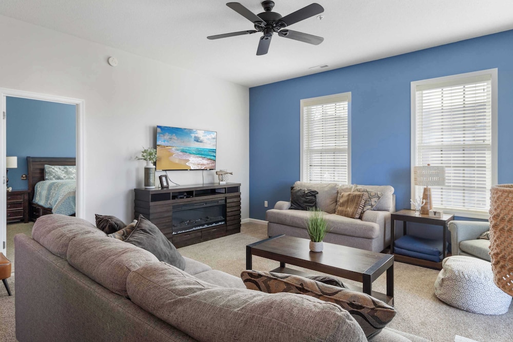 Condo, Multiple Beds, Fireplace (Villages at Five Points - West)