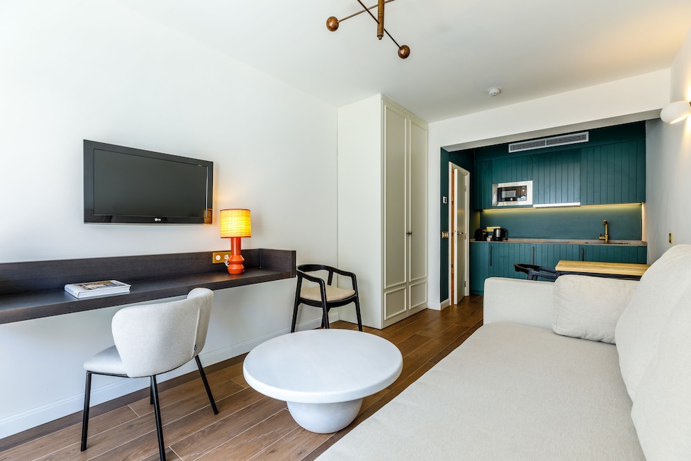 Suite Apartment - Photo 1