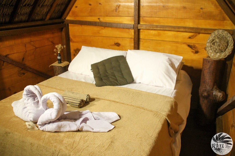 Economy Cabin, 1 Queen Bed, Shared Bathroom, Ground Floor photo 1