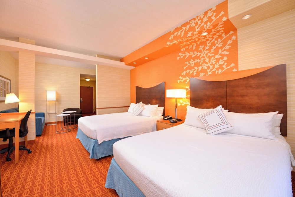 Studio, Multiple Beds (Hearing Accessible)