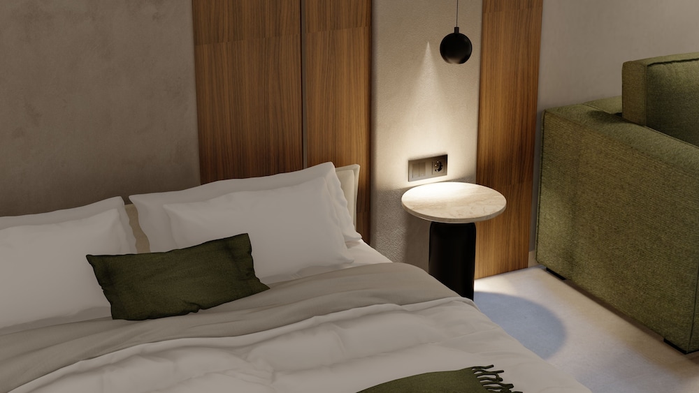 Deluxe Double Room with Heated Swim Up Pool